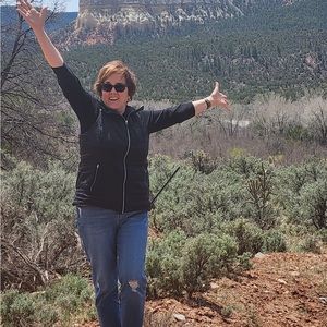 Meet your Posher, Leanne